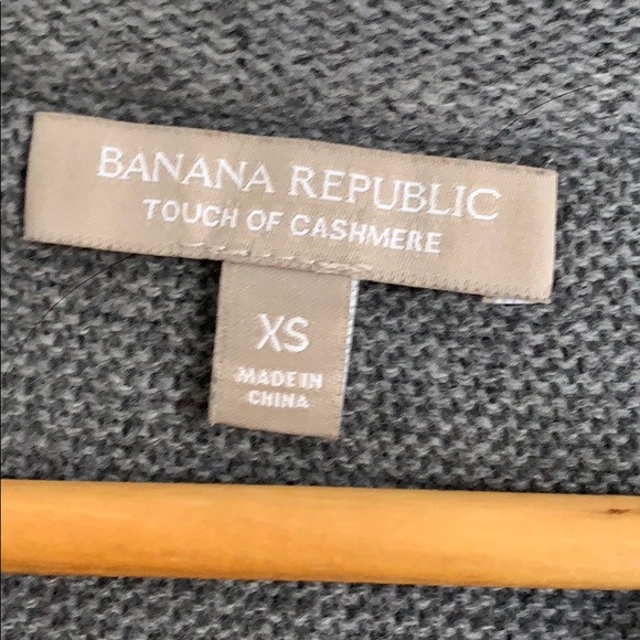 Banana republic cashmere sweater - Picture 2 of 4